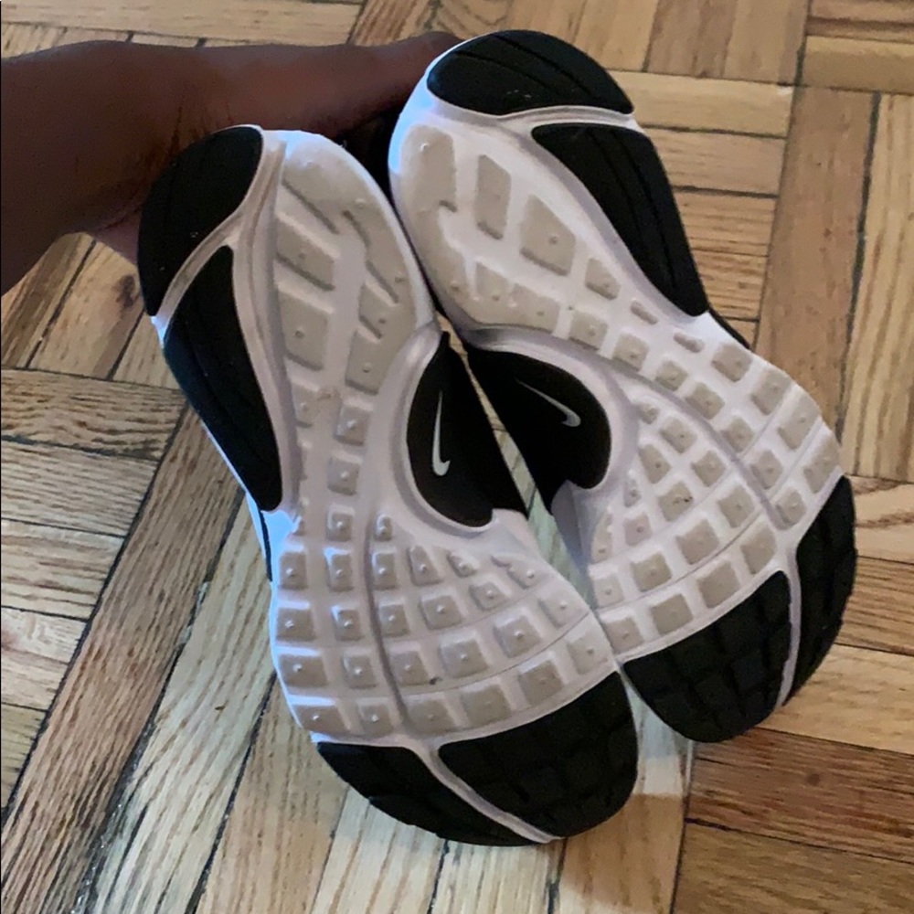 Running sneakers